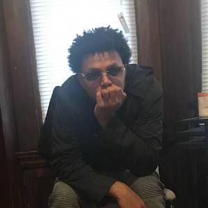 Meet your Posher, Dakota